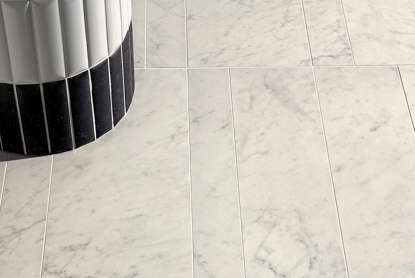 Черно-белая выпуклая плитка