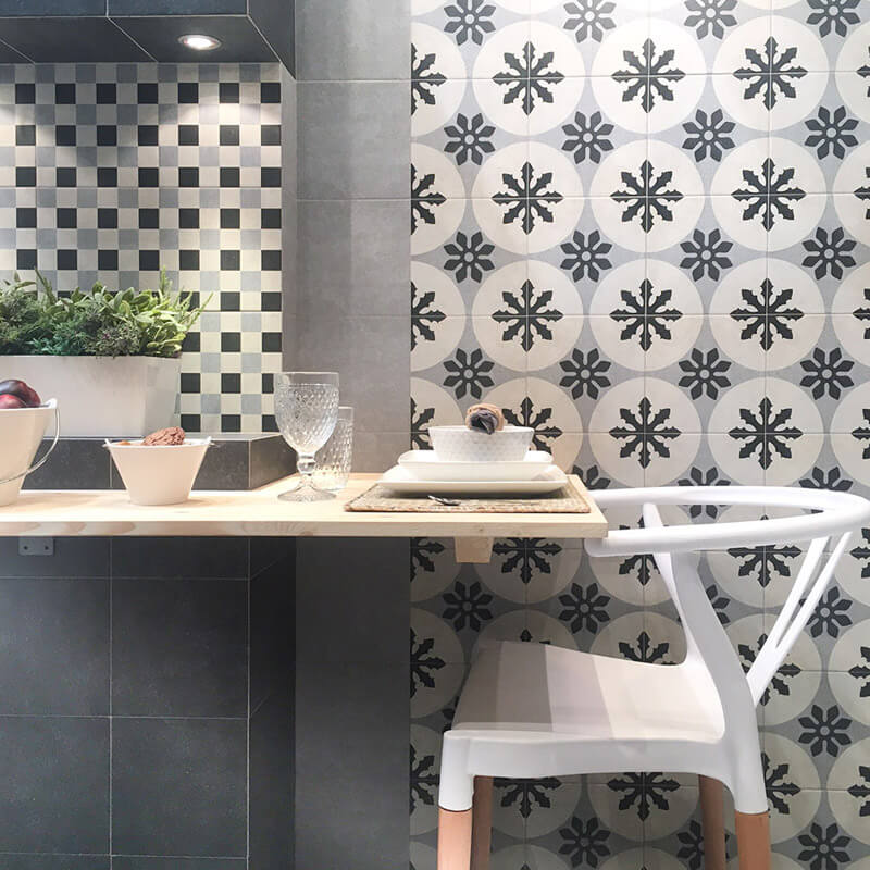 Новая серая плитка под цемент с геометрическим узором