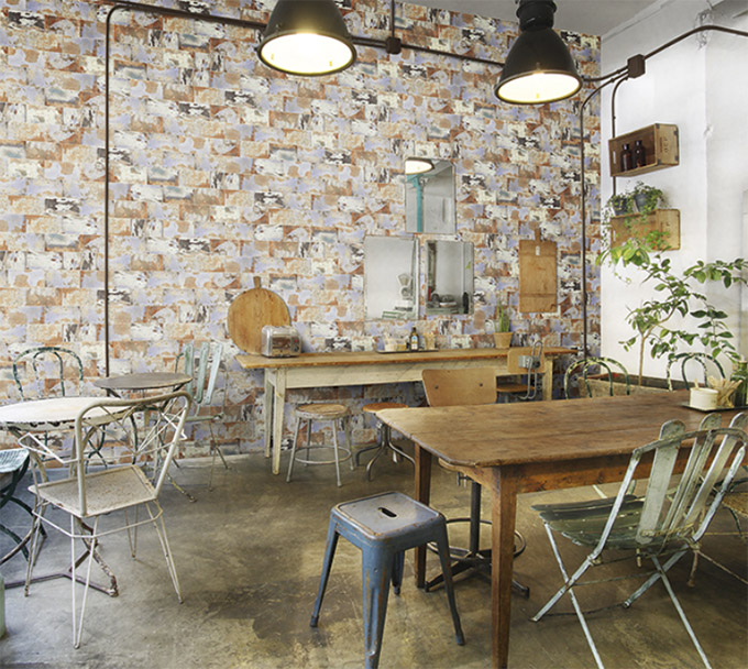 Интерьер с плиткой Adobe Mainzu