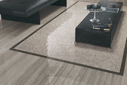 Полированный травертин в керамогранитной мозаике для пола