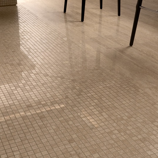 Эффектная мозаика из керамогранита с полировкой люкс, Россия