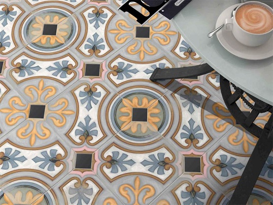 Ковровая плитка восьмиугольной формы в классическом стиле